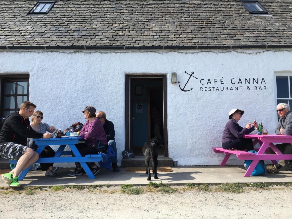 A tale of two&nbsp;islands