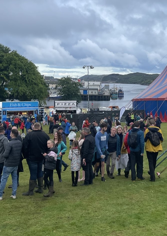 Heavy metal bagpipes